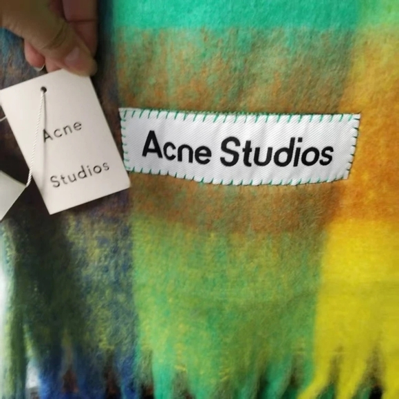 Acne Studios Scarf - Picture 4 of 4